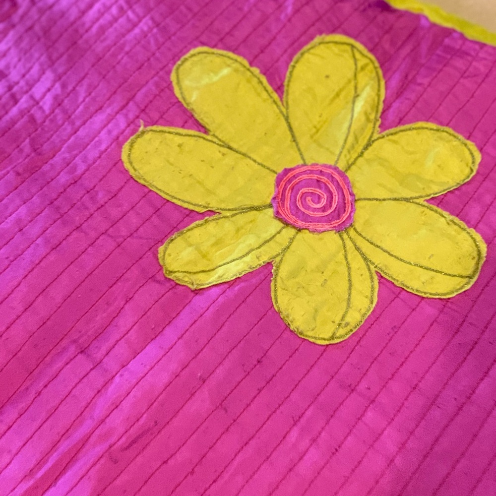 KOKO Queen Bed Flower Duvet - Picture 5 of 5